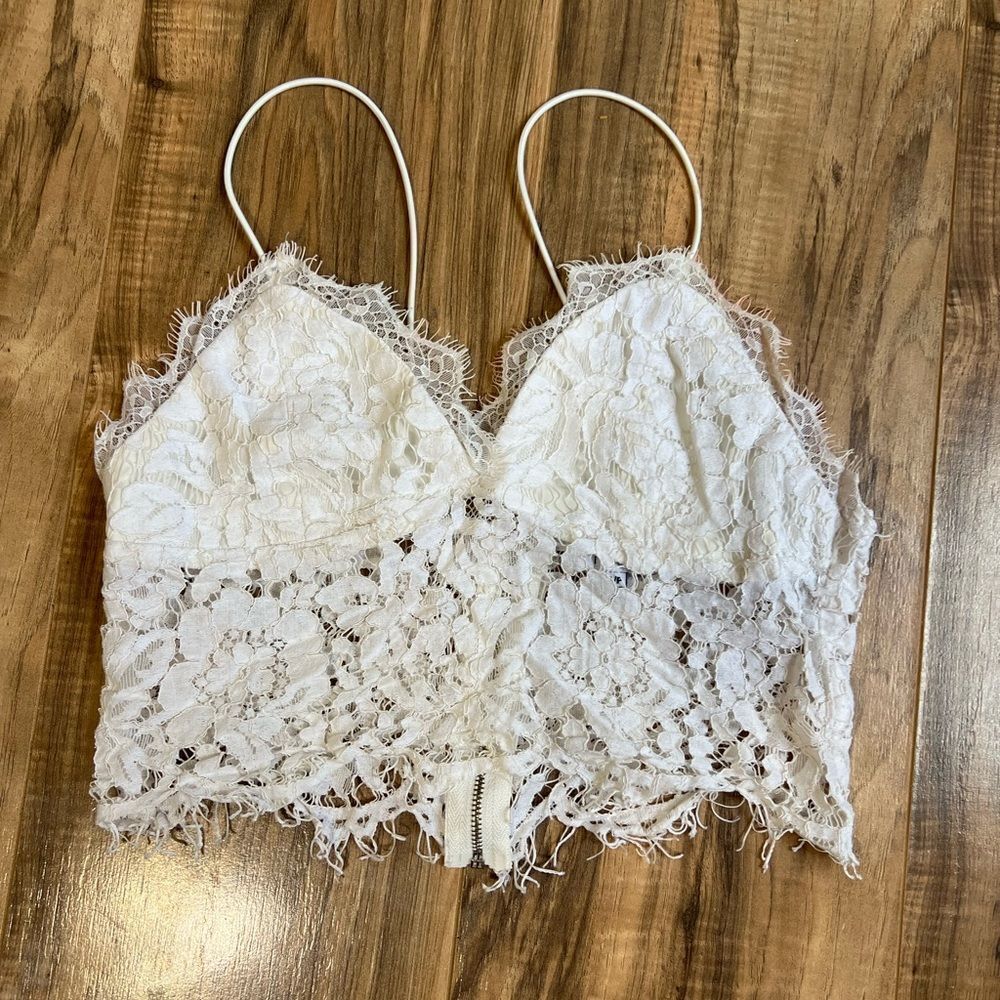 Tobi small white crop top
